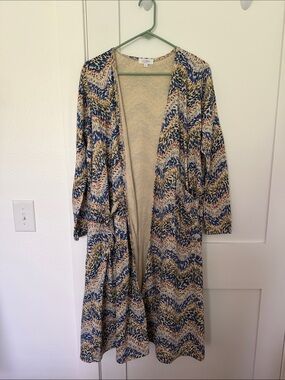 LuLaRoe Longline Open-Front Cardigan in Blue, Cream & Tan Wave Print